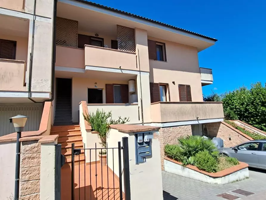 Immagine 1 di Appartamento in vendita  a Rosignano Marittimo