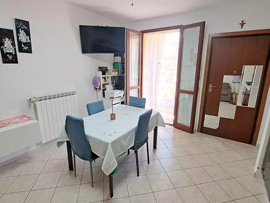 Immagine 5 di Appartamento in vendita  a Rosignano Marittimo