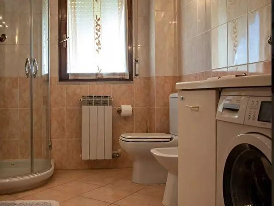 Immagine 19 di Appartamento in vendita  a Sarzana