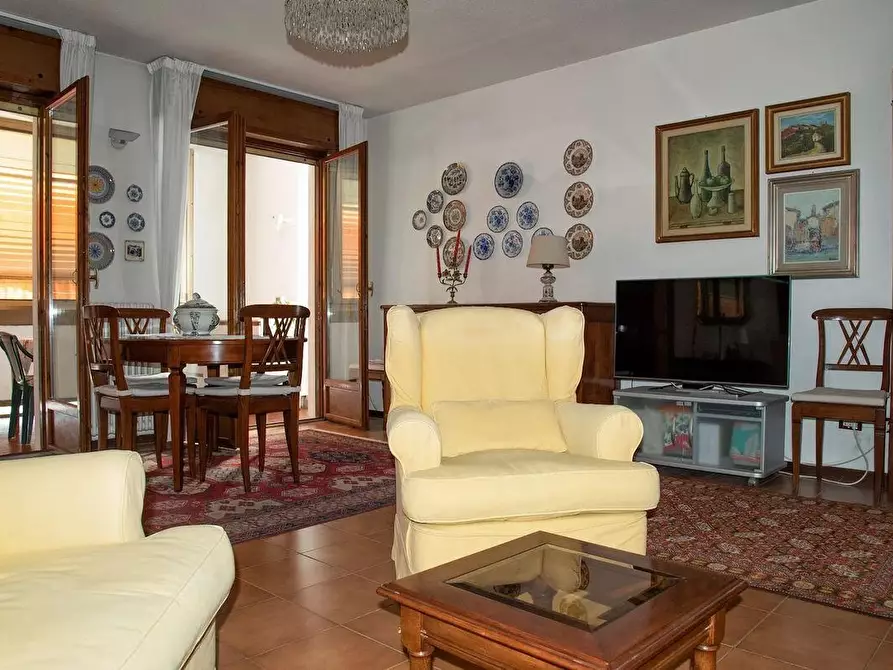 Immagine 7 di Appartamento in vendita  a Sarzana