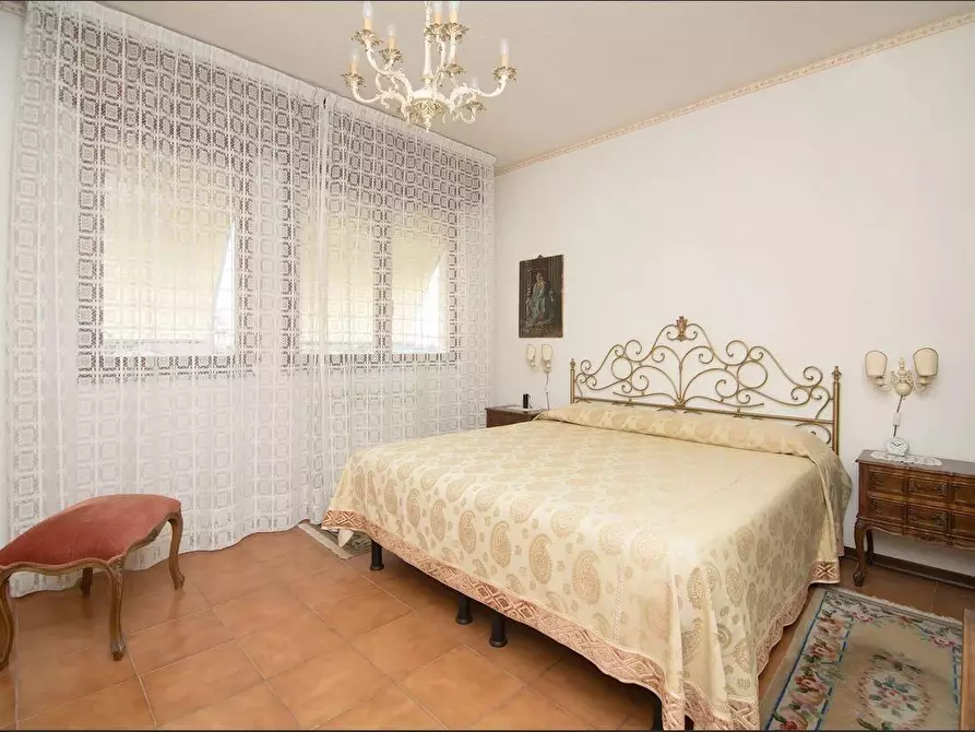 Immagine 8 di Appartamento in vendita  a Sarzana