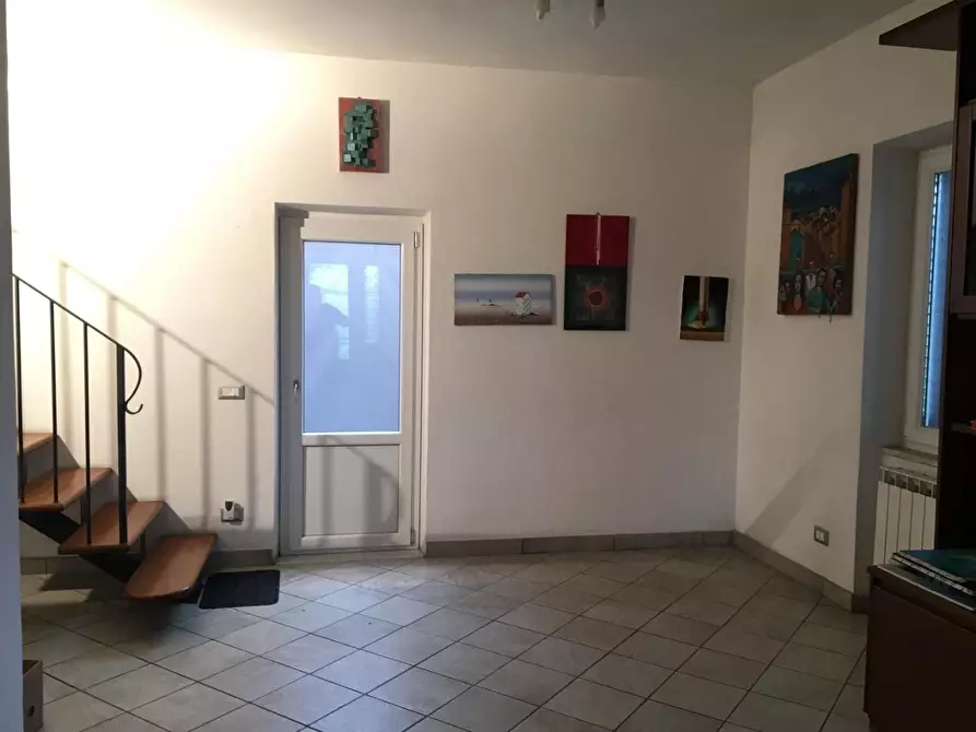 Immagine 11 di Appartamento in vendita  a Castelnuovo Magra