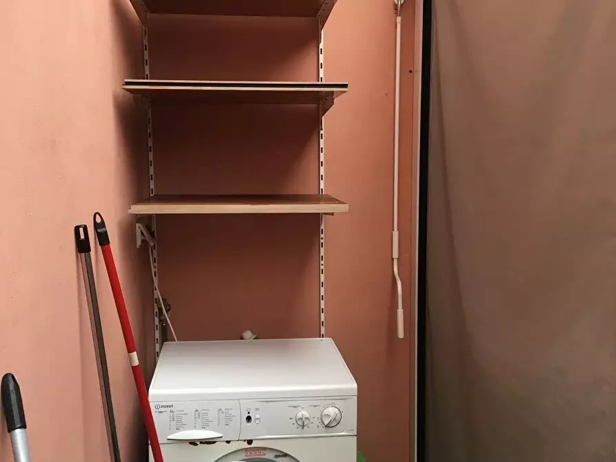Immagine 9 di Appartamento in vendita  a Castelnuovo Magra