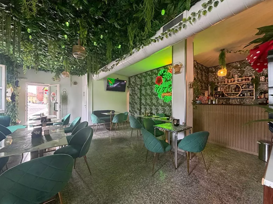 Immagine 1 di Bar / Ristorante in vendita  a Corbetta