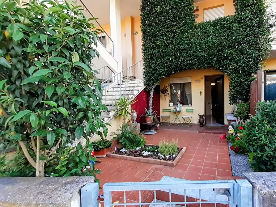 Immagine 49 di Appartamento in vendita  a Calcinaia