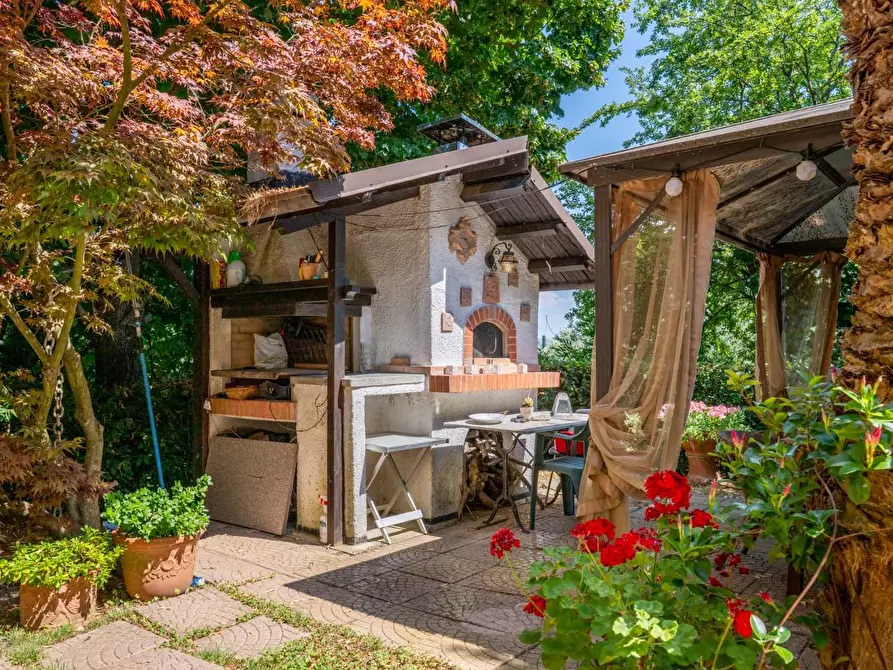 Immagine 40 di Rustico / casale in vendita  a Buti