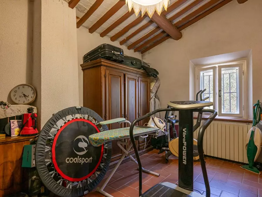 Immagine 22 di Rustico / casale in vendita  a Buti