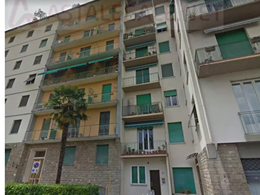 Immagine 3 di Appartamento in vendita  a Firenze