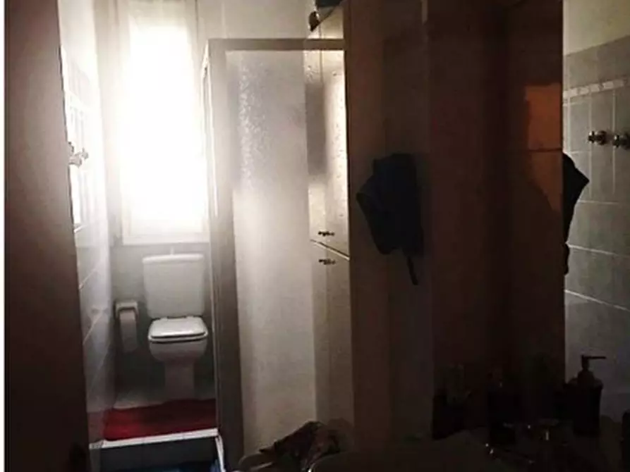 Immagine 11 di Appartamento in vendita  a Firenze