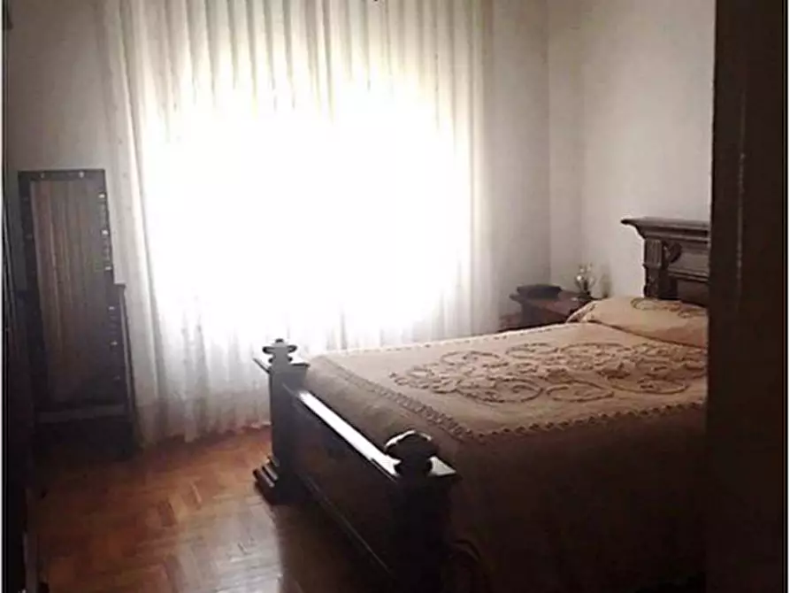 Immagine 12 di Appartamento in vendita  a Firenze