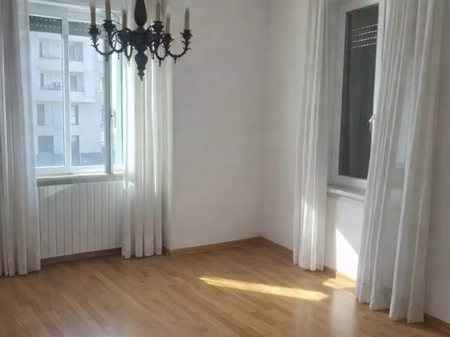 Immagine 4 di Appartamento in vendita  a Pisa