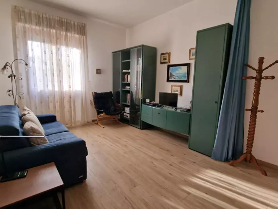 Immagine 6 di Appartamento in vendita  a Viareggio