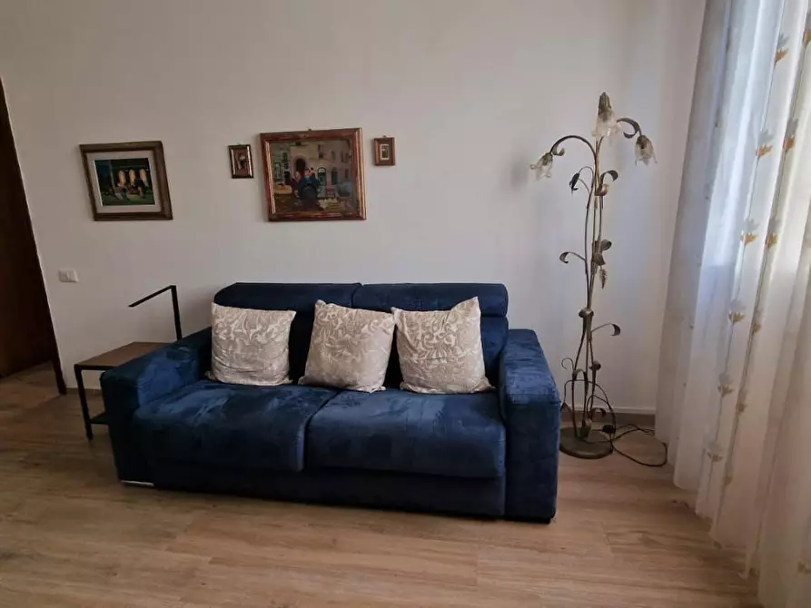 Immagine 5 di Appartamento in vendita  a Viareggio