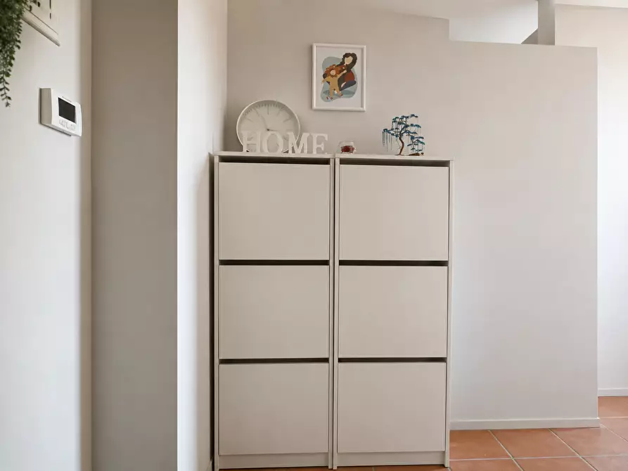 Immagine 4 di Appartamento in vendita  a Lucca