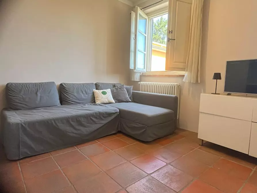 Immagine 15 di Appartamento in vendita  a Lucca
