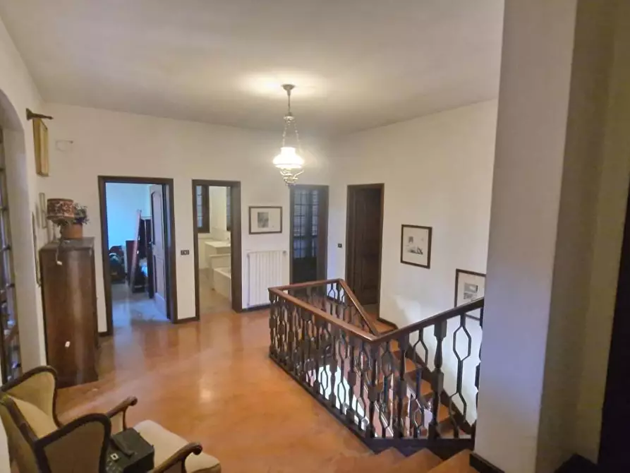 Immagine 4 di Casa indipendente in vendita  a Viareggio