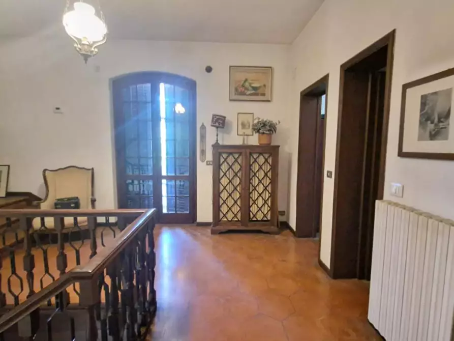 Immagine 5 di Casa indipendente in vendita  a Viareggio