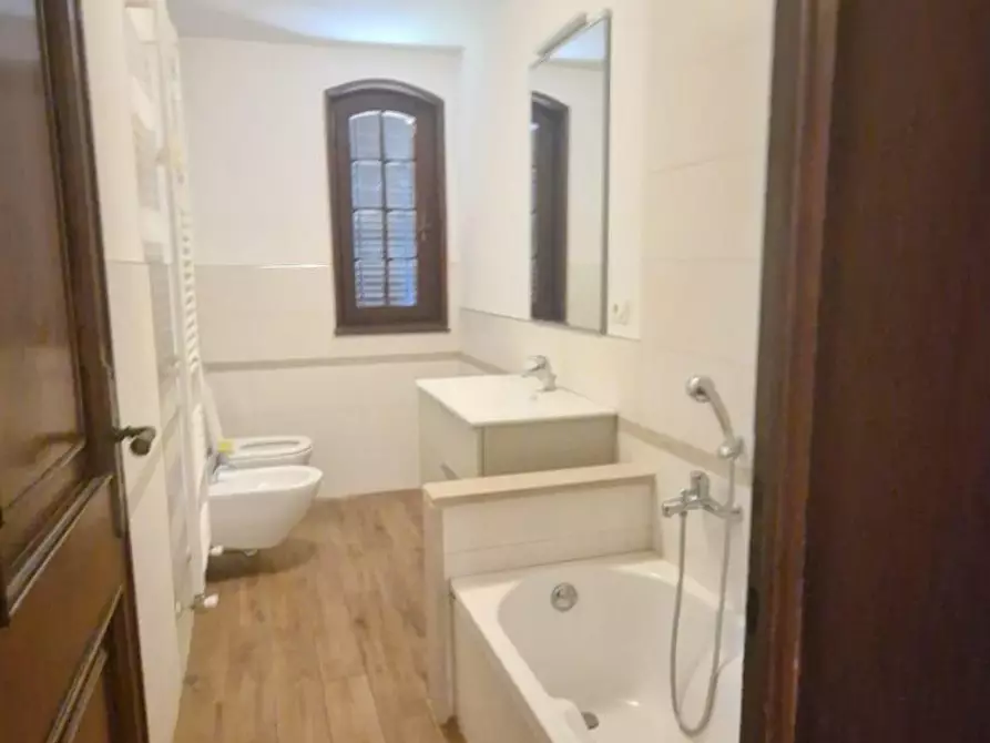 Immagine 12 di Casa indipendente in vendita  a Viareggio