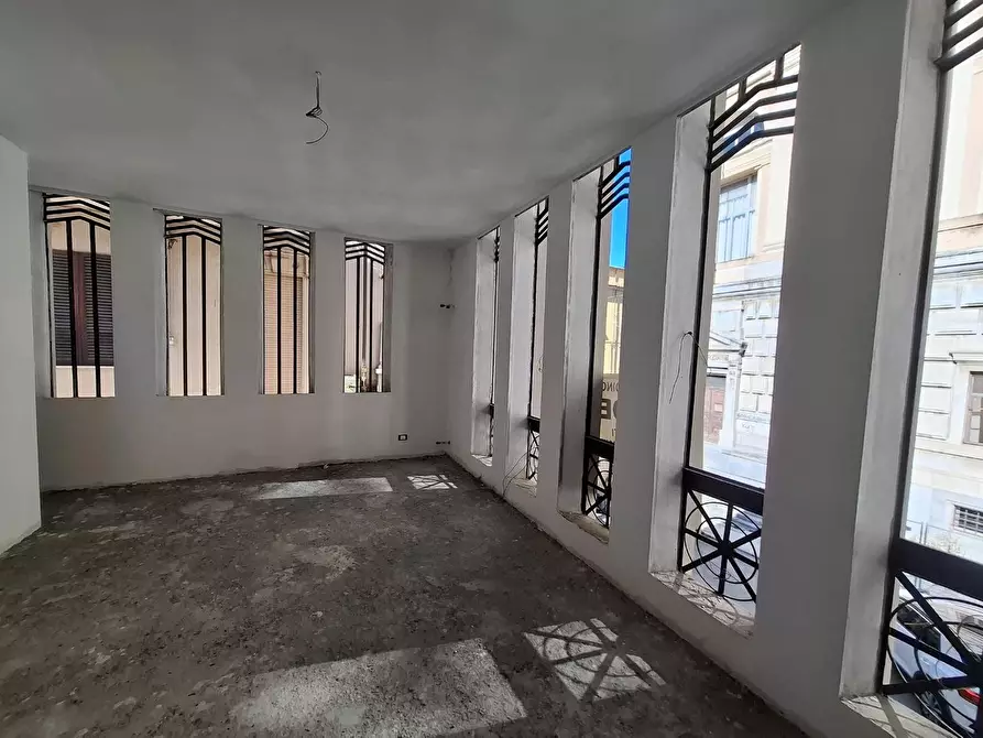 Immagine 12 di Appartamento in vendita  a Carrara