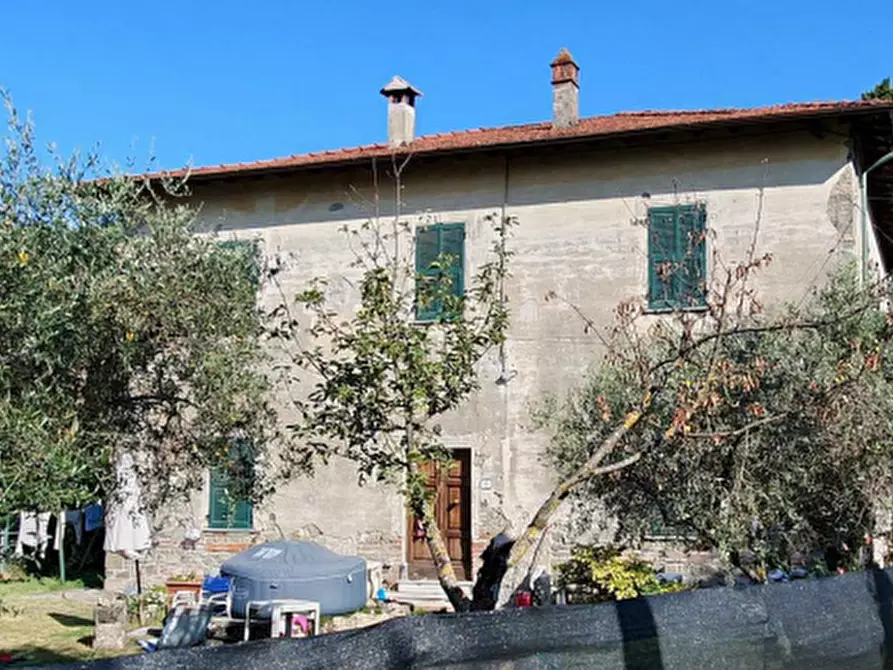 Immagine 2 di Appartamento in vendita  a Fivizzano