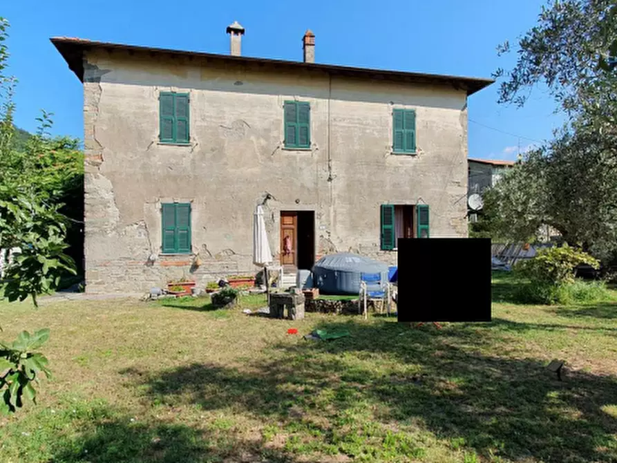 Immagine 1 di Appartamento in vendita  a Fivizzano
