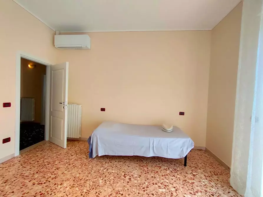 Immagine 29 di Casa indipendente in vendita  a Cascina