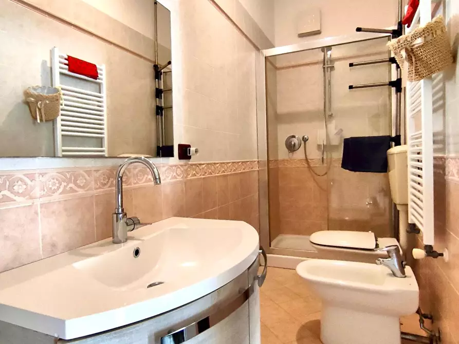 Immagine 42 di Casa indipendente in vendita  a Cascina