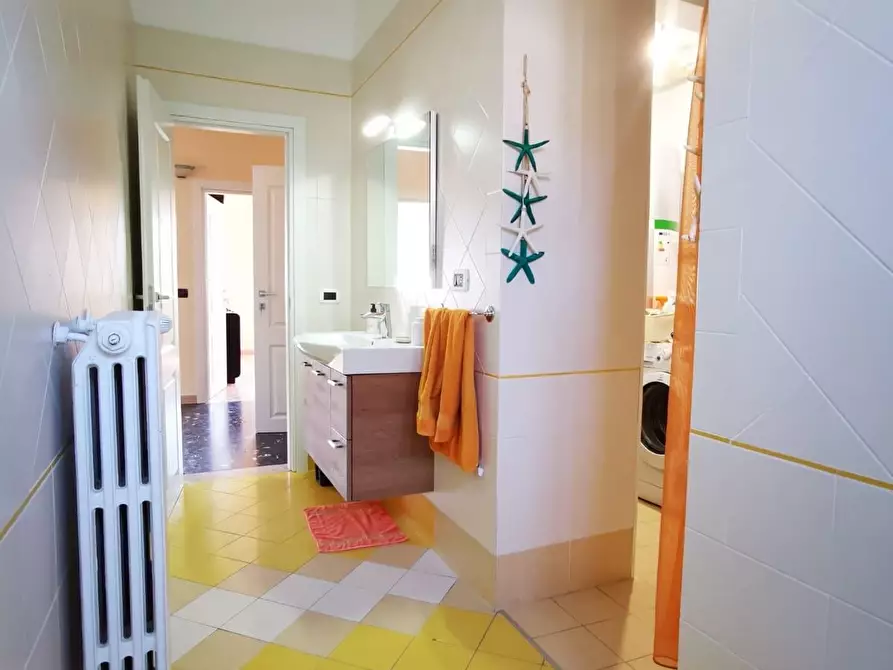 Immagine 45 di Casa indipendente in vendita  a Cascina