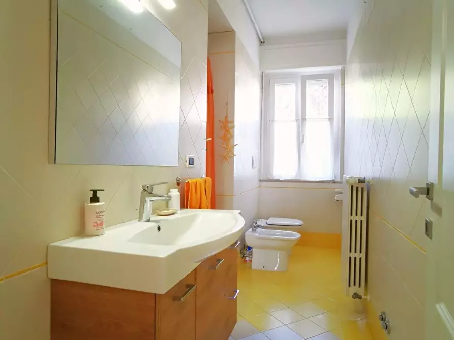 Immagine 43 di Casa indipendente in vendita  a Cascina