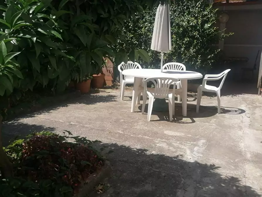 Immagine 37 di Casa bifamiliare in vendita  a Pisa