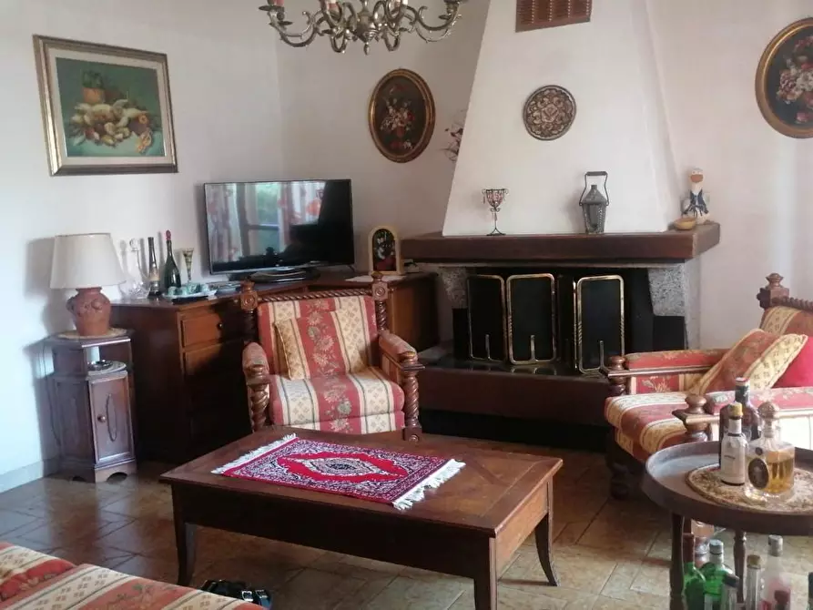 Immagine 1 di Casa bifamiliare in vendita  a Pisa