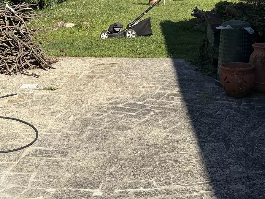 Immagine 8 di Casa indipendente in vendita  a Vecchiano