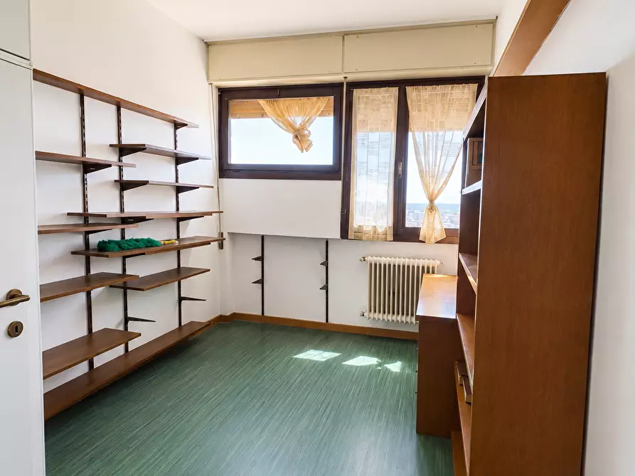 Immagine 16 di Appartamento in vendita  a Pontedera