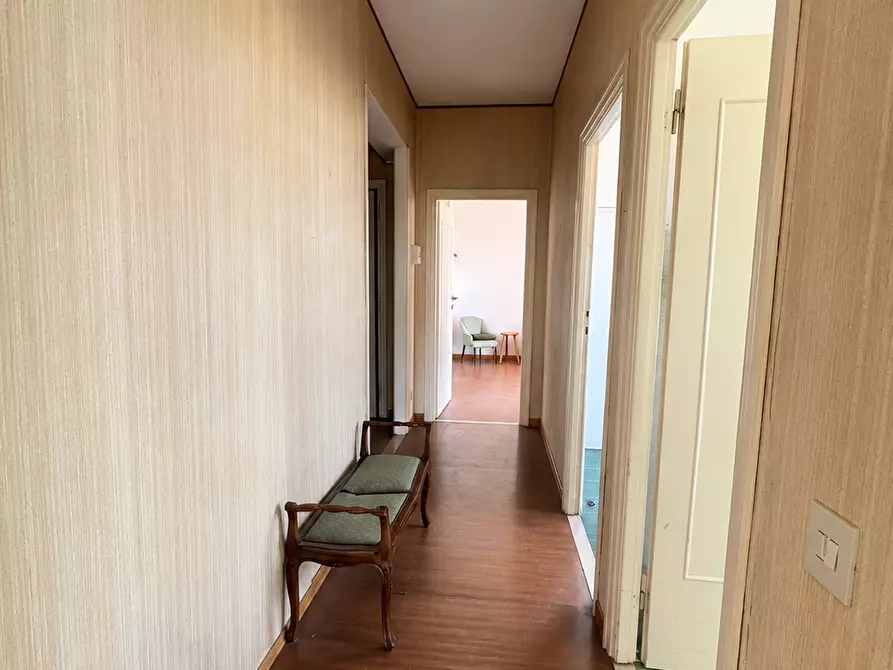 Immagine 12 di Appartamento in vendita  a Pontedera