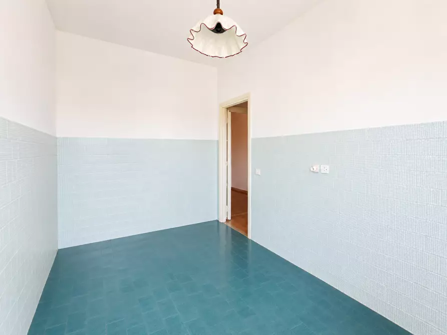 Immagine 9 di Appartamento in vendita  a Pontedera