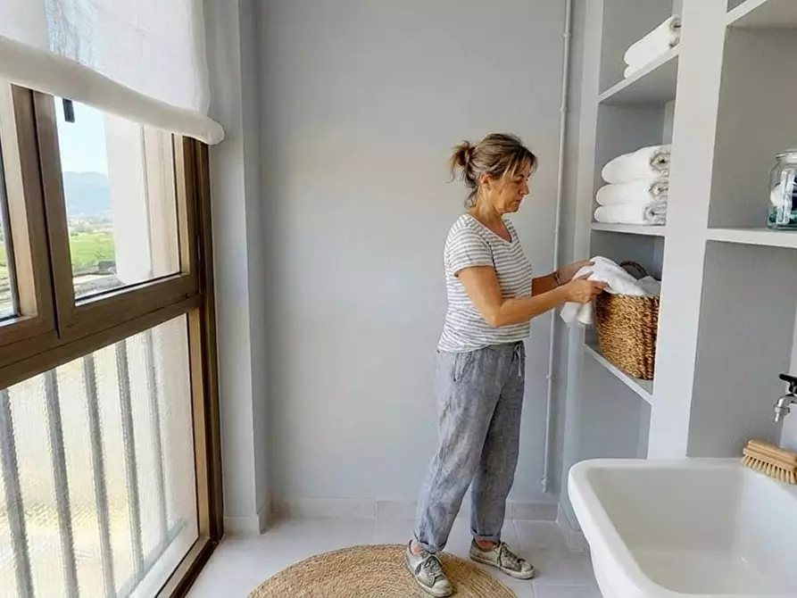 Immagine 27 di Appartamento in vendita  a Pontedera