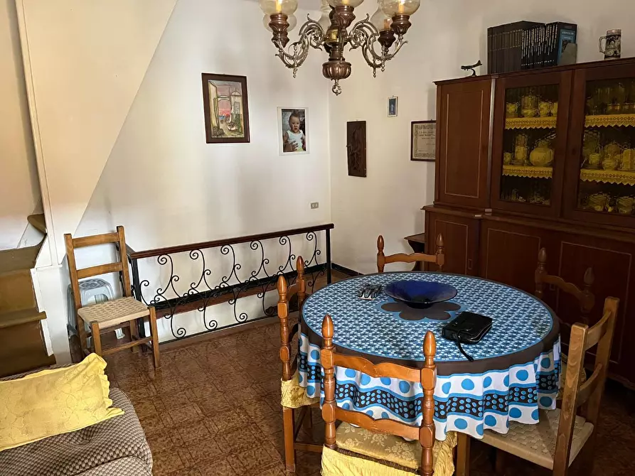 Immagine 3 di Terratetto in vendita  a Massa