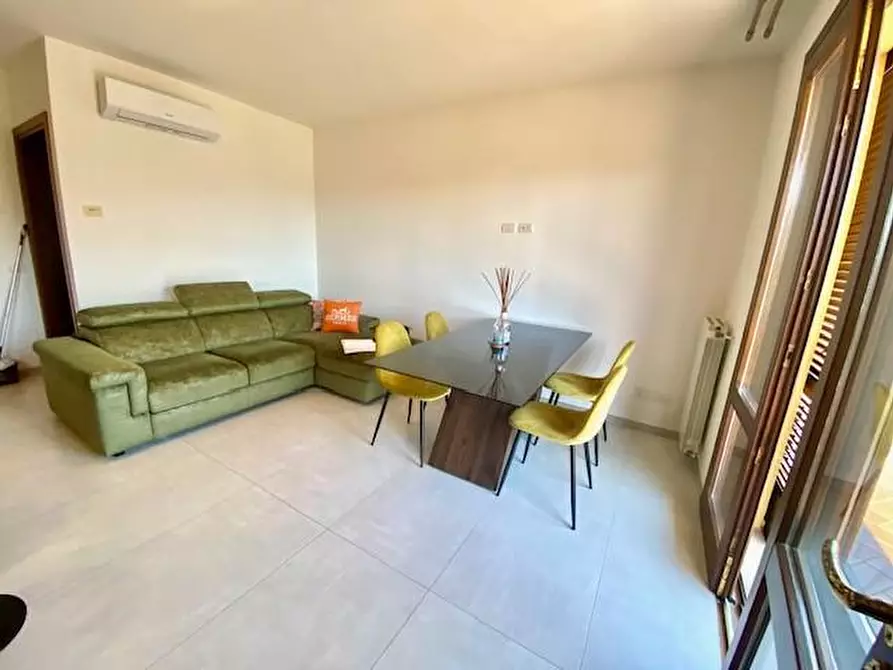 Immagine 22 di Appartamento in vendita  a Montecatini Terme