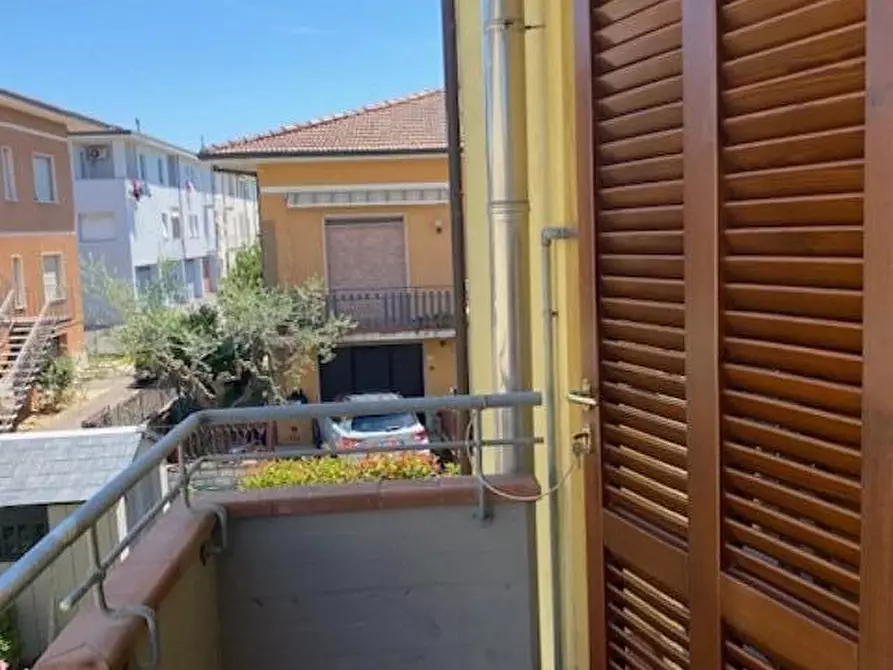 Immagine 6 di Appartamento in vendita  a Montecatini Terme
