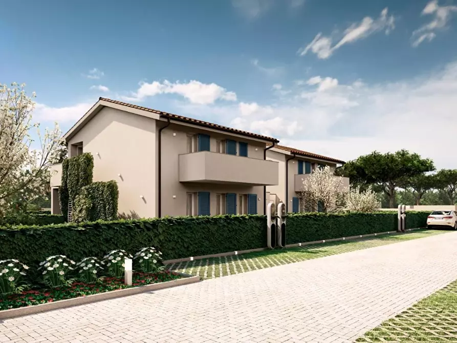 Immagine 8 di Casa bifamiliare in vendita  a Rosignano Marittimo