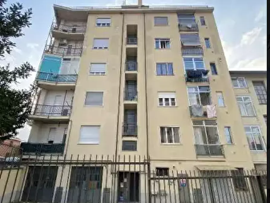 Immagine 2 di Appartamento in vendita  a Torino