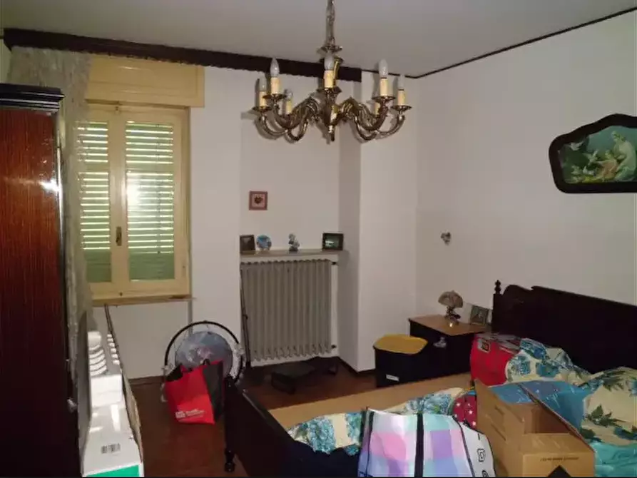 Immagine 8 di Palazzo in vendita  a Pont Canavese