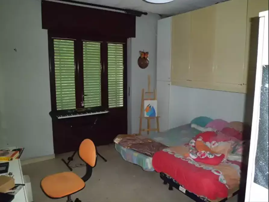 Immagine 7 di Palazzo in vendita  a Pont Canavese