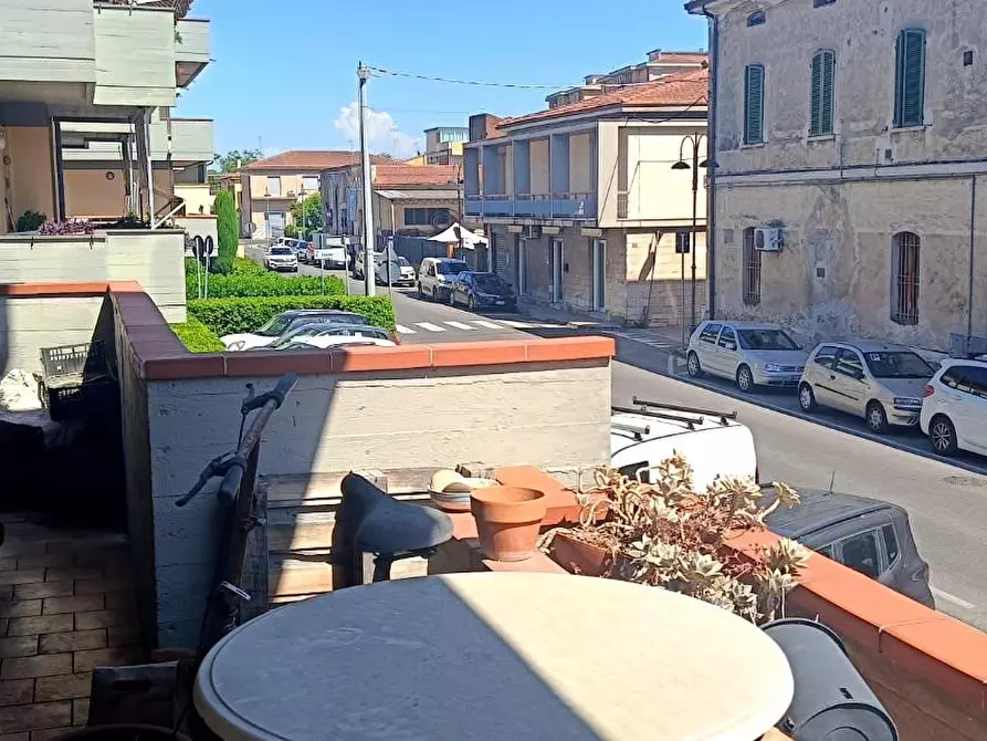 Immagine 10 di Appartamento in vendita  a Cascina