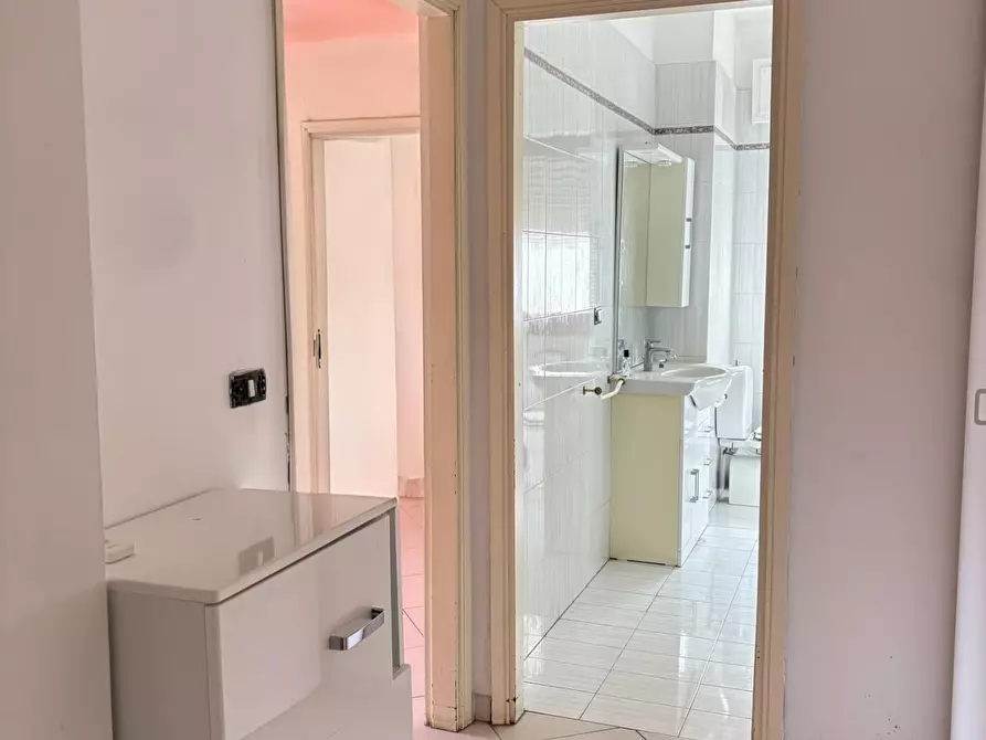 Immagine 12 di Appartamento in vendita  a Cascina