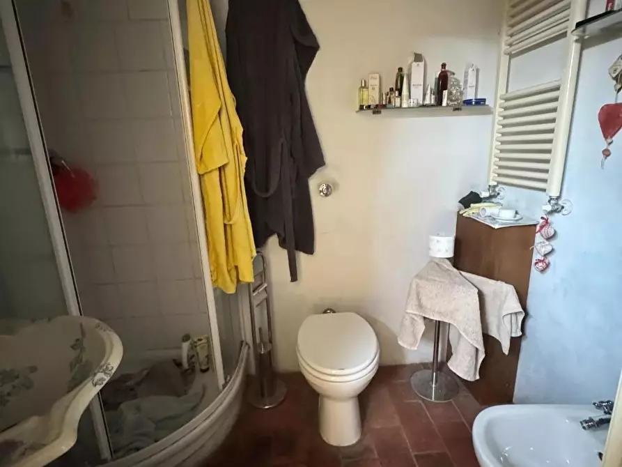 Immagine 32 di Appartamento in vendita  a Lucca