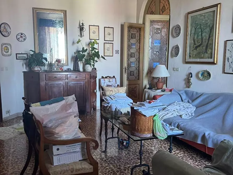Immagine 14 di Appartamento in vendita  a Lucca