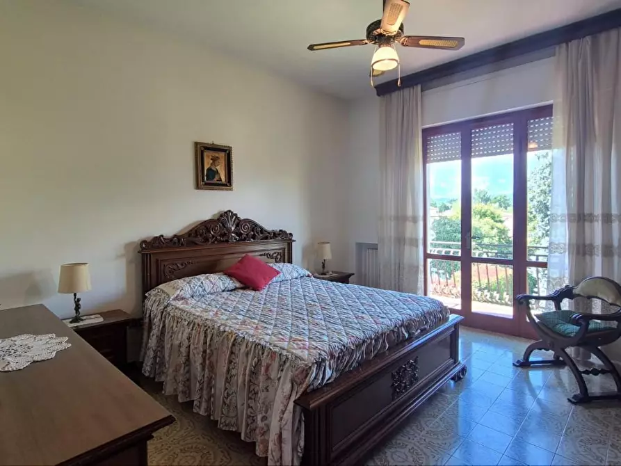 Immagine 24 di Villa in vendita  a Capannori