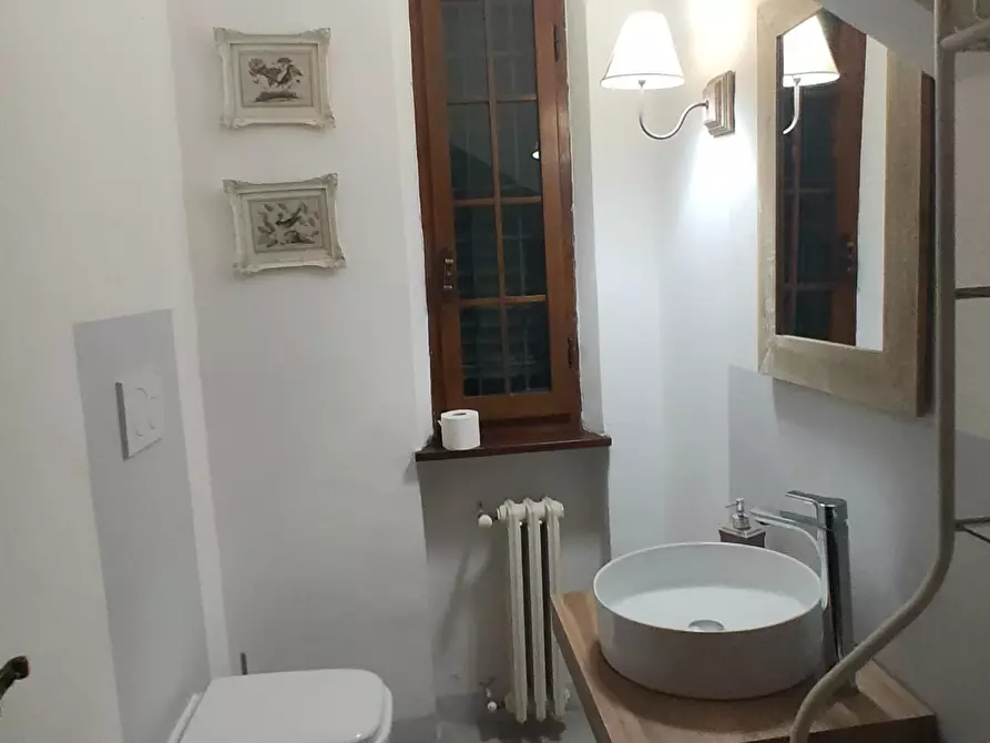 Immagine 7 di Casa colonica in vendita  a Montecarlo