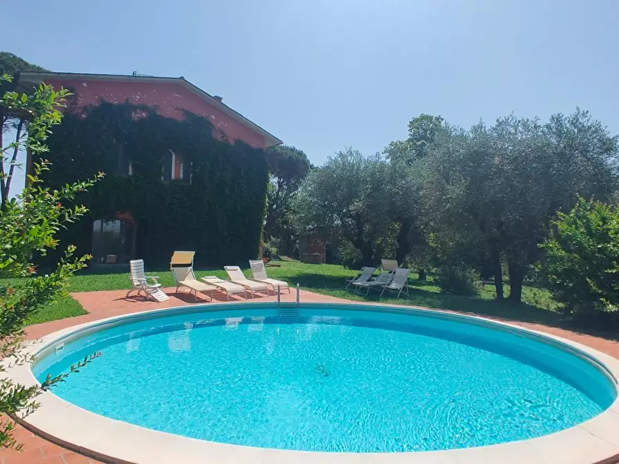 Immagine 28 di Casa colonica in vendita  a Montecarlo
